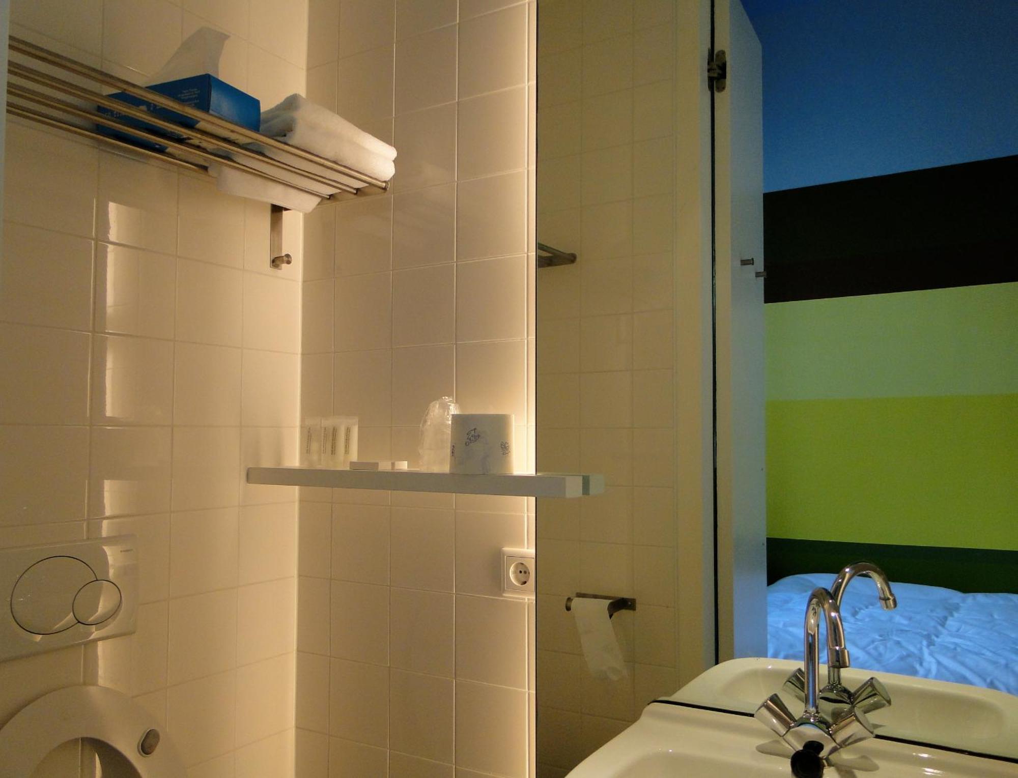 Labnul50 Self Check-In Hotel โกรนิงเงน ภายนอก รูปภาพ